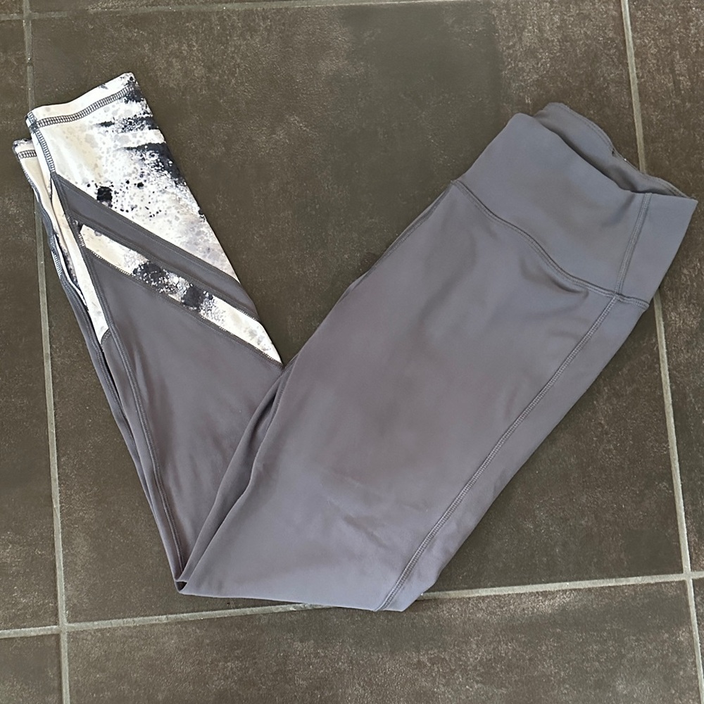 Grey and white Leggings